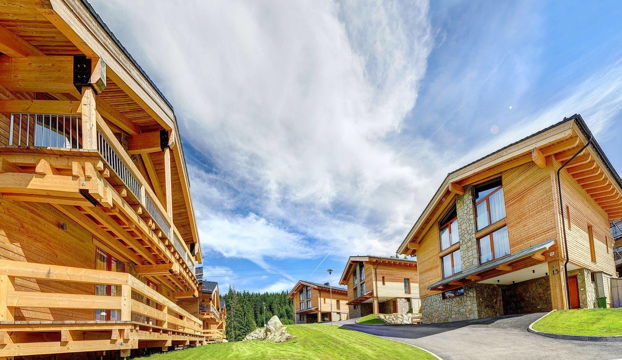Chalets Jasna Collection Centrum Demanovska Dolina Exterior photo